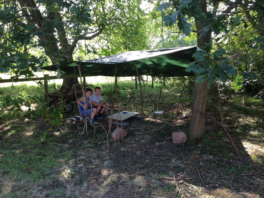 Making a den during the summer holidays