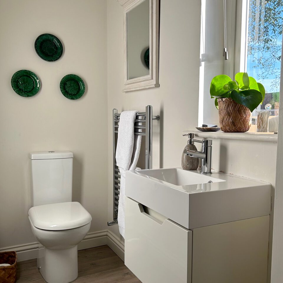 Finch Barley bathroom