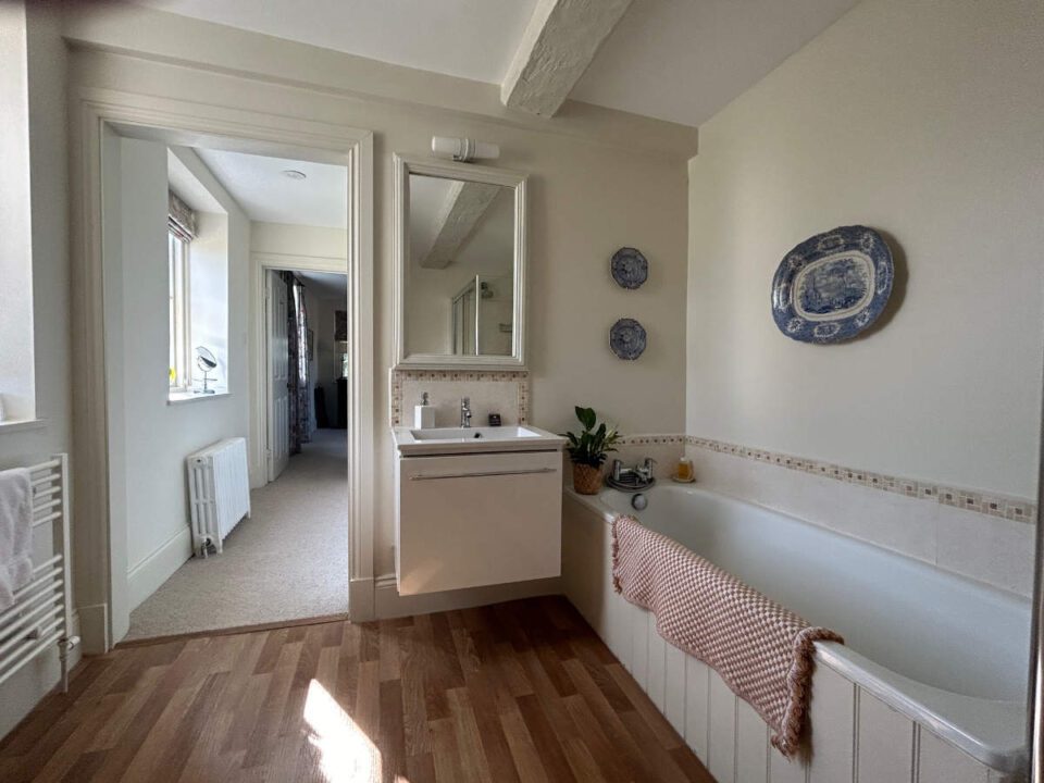 Bukkhota bathroom