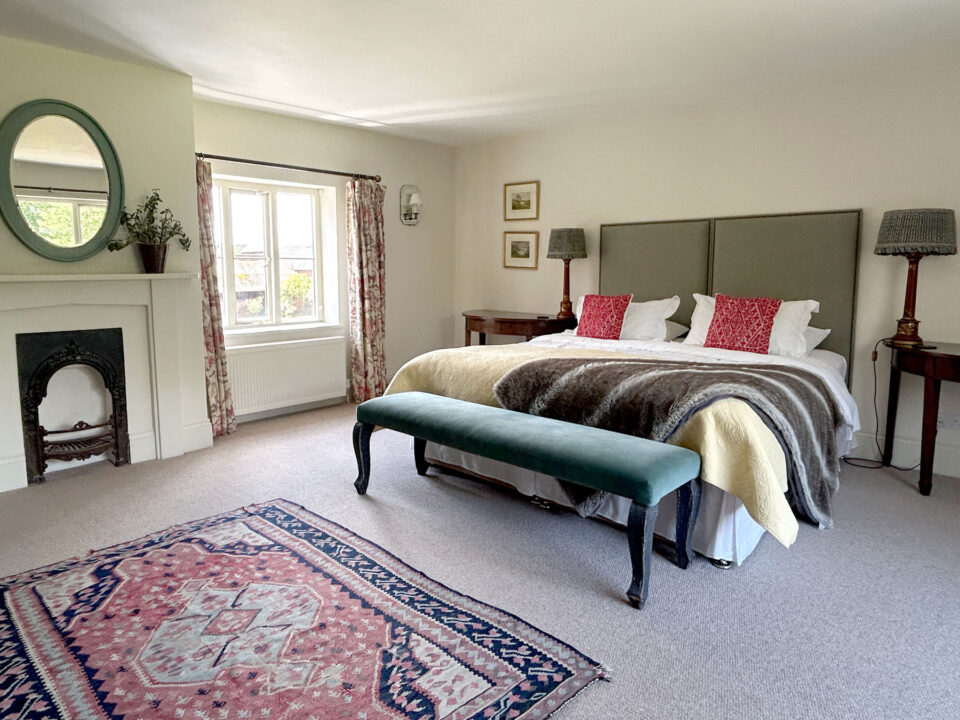 Bedroom - Monnington House: Large Holiday House Herefordshire, Sleeps 12-24